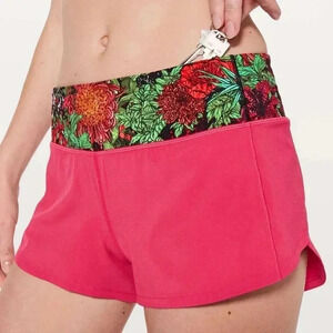 Lululemon Speed Up Short *2.5"Fuchsia Pink / Zen Garden Multi